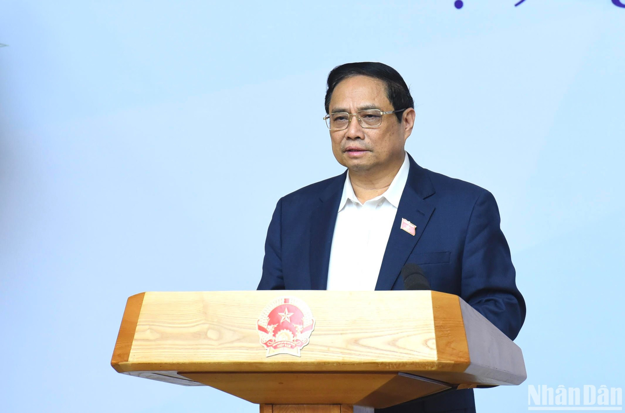 Thủ tướng đề nghị Hội nghị trao đổi, thảo luận để tìm được lời giải cho các bài toán ngắn hạn, dài hạn; tìm ra những câu trả lời cho một số vấn đề trọng tâm để ngành du lịch Việt Nam phát triển nhanh và bền vững.