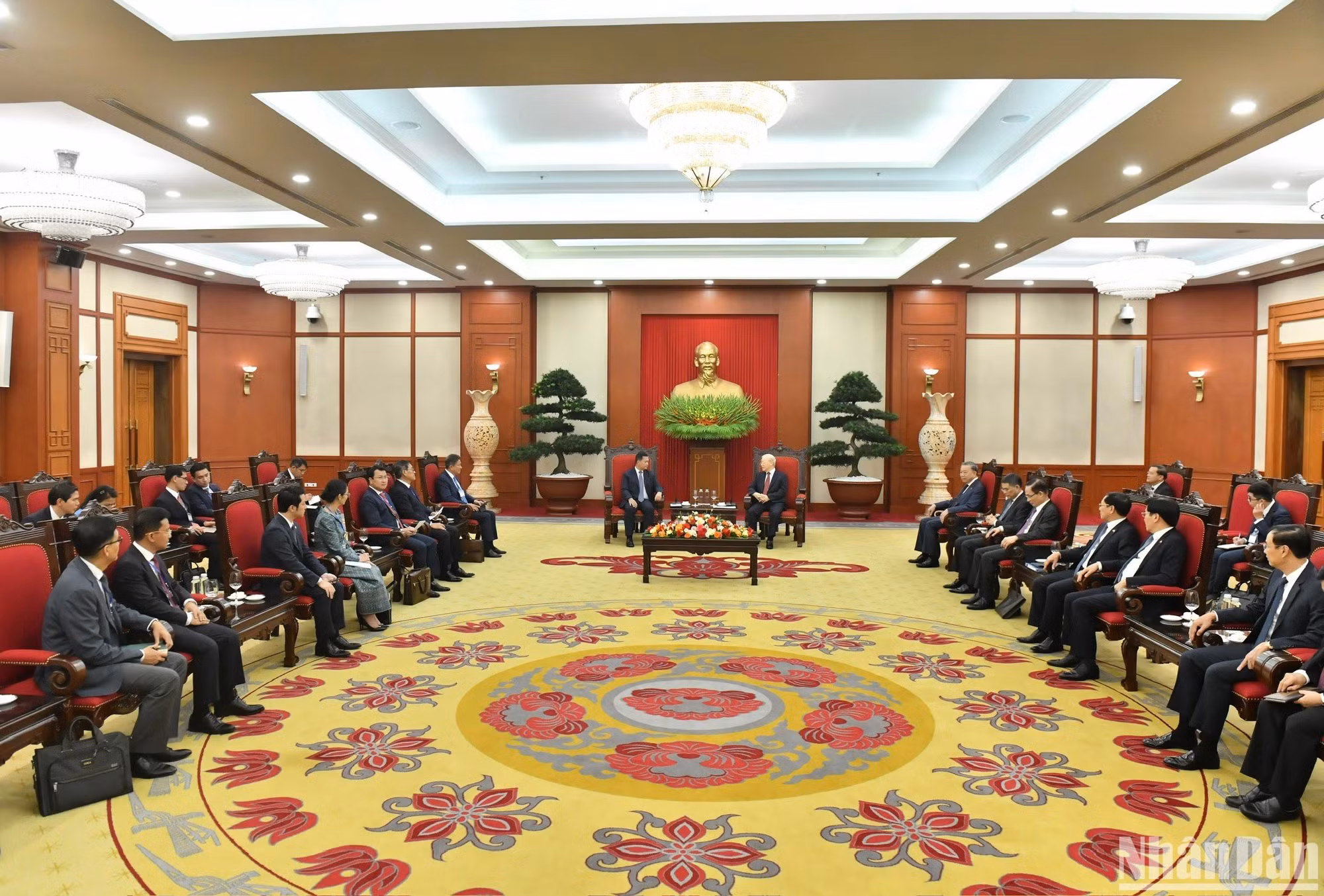 Quang cảnh buổi tiếp Thủ tướng Vương quốc Campuchia Samdech Moha Bovor Thipadei Hun Manet tại Trụ sở Trung ương Đảng.