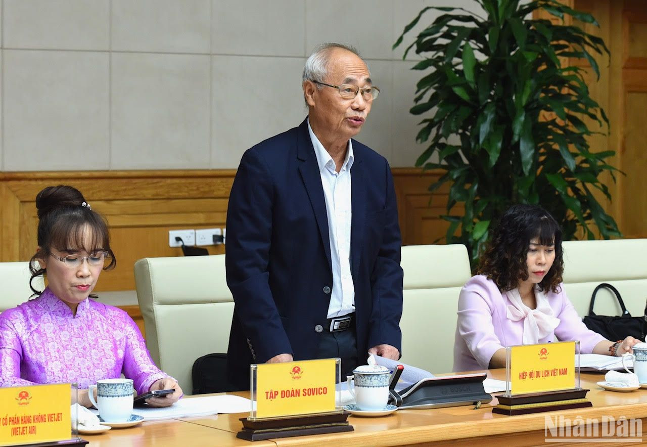 Ông Vũ Thế Bình, Chủ tịch Hiệp hội Du lịch Việt Nam phát biểu tại hội nghị.