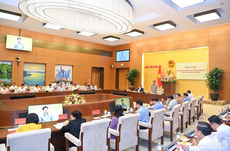 Quang cảnh hội nghị tại Nhà Quốc hội.