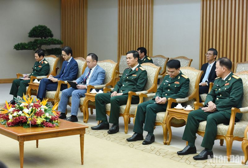 Đại diện lãnh đạo các Bộ, ban ngành của Chính phủ Việt Nam cùng tham dự buổi tiếp.