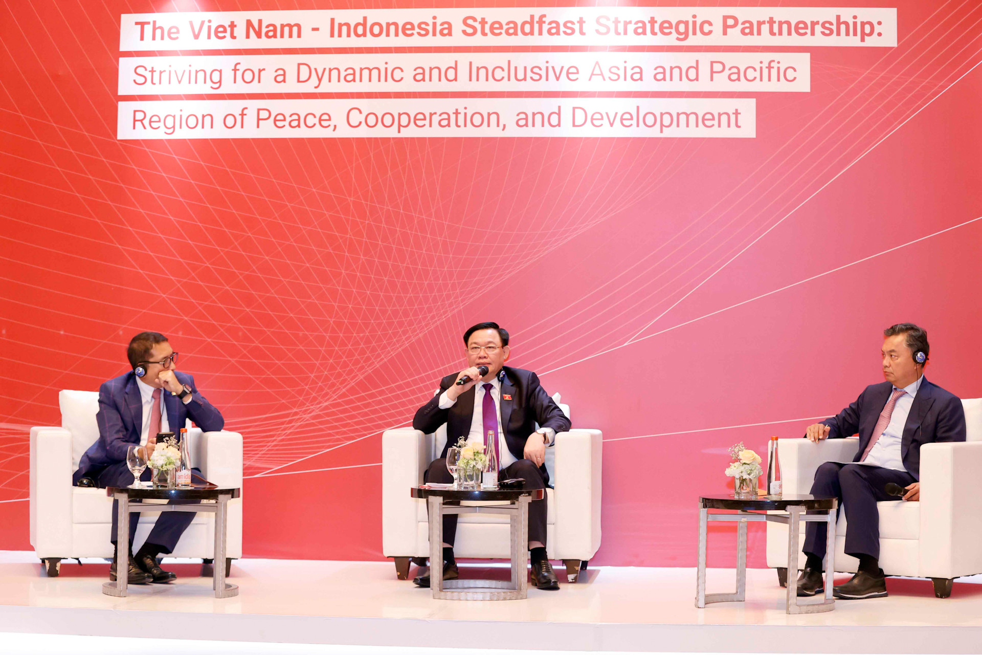 Chủ tịch Quốc hội Vương Đình Huệ phát biểu. (Ảnh: Doãn Tấn/TTXVN) Chủ tịch Quốc hội Vương Đình Huệ phát biểu. (Ảnh: Doãn Tấn/TTXVN)