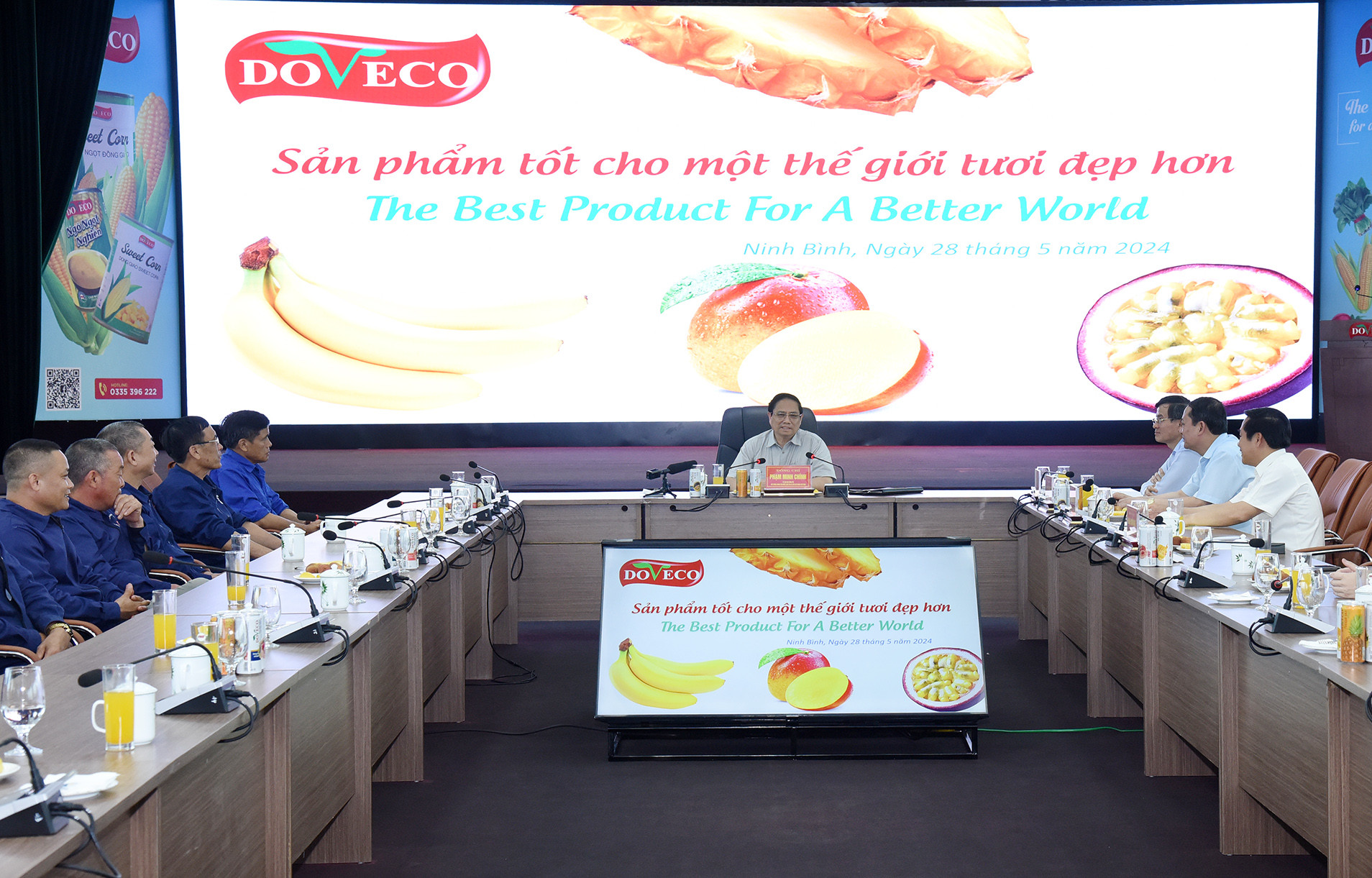 Thủ tướng Phạm Minh Chính thăm và làm việc với Công ty cổ phần thực phẩm xuất khẩu Đồng Giao (DOVECO).