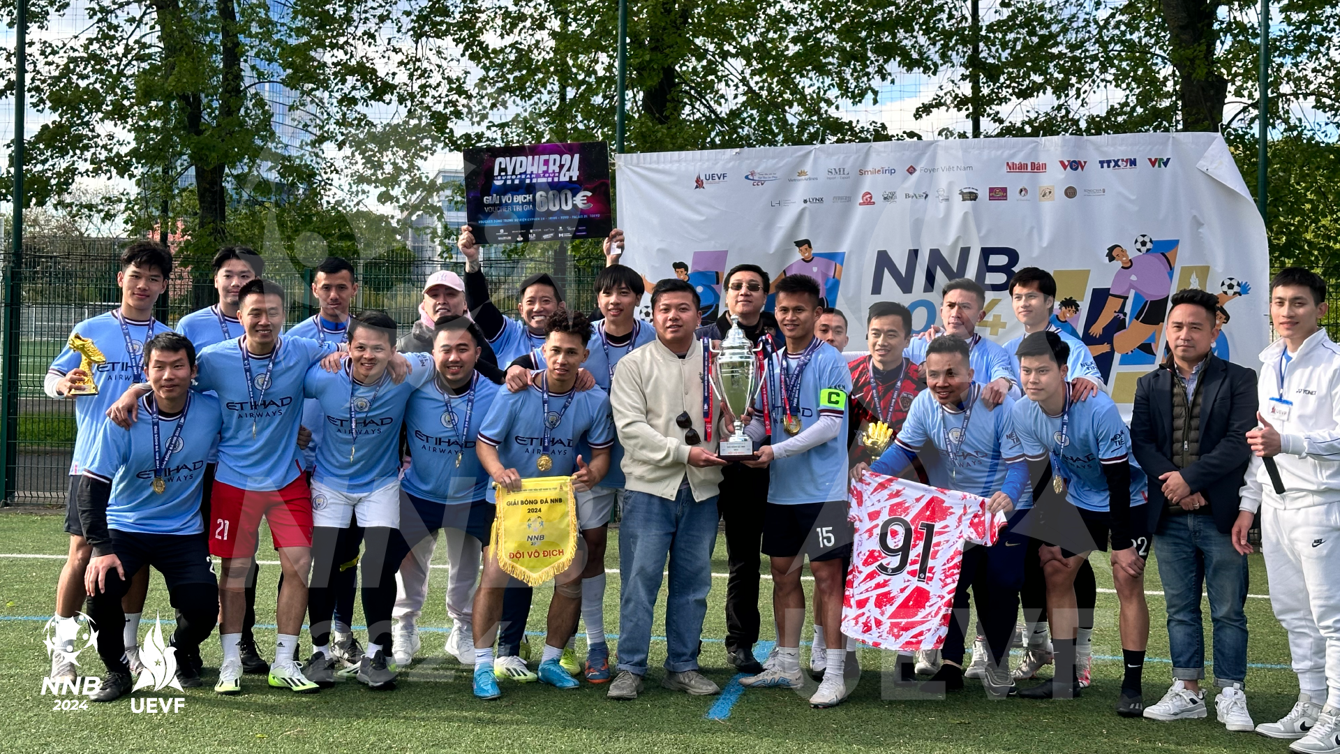 Đội AEV Lyon chính thức trở thành nhà vô địch của mùa giải "Những người bạn" 2024. (Ảnh: UEVF)