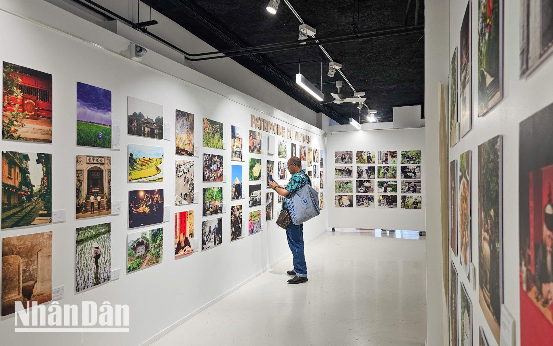 Đây là lần đầu tiên Thương vụ Việt Nam và Trung tâm Văn hóa Việt Nam tại Pháp phối hợp tổ chức một sự kiện quảng bá Việt Nam với những sắc màu hiện đại, năng động và trẻ trung của văn hóa Việt. (Ảnh: KHẢI HOÀN)