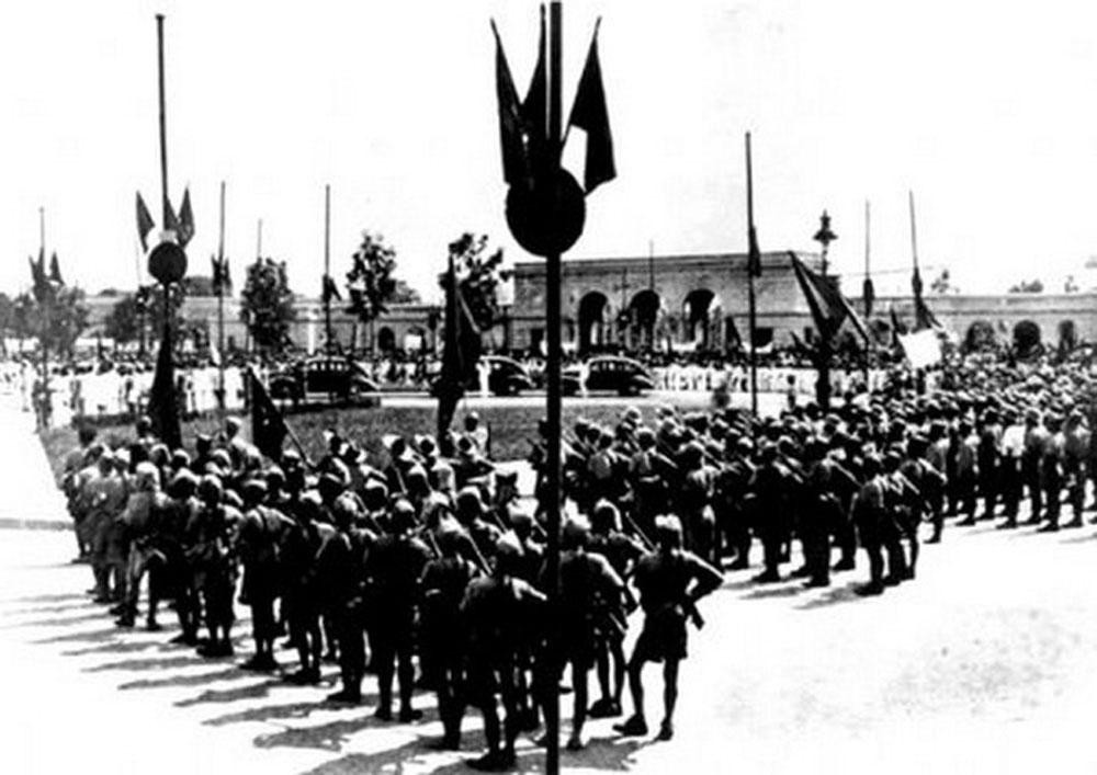 Quảng trường Ba Đình ngày 2/9/1945. (Ảnh: TTXVN)
