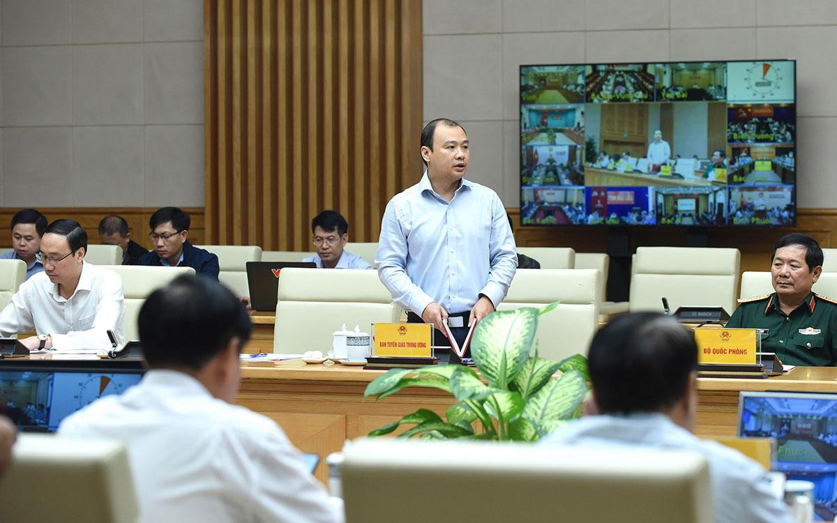 Phó Trưởng Ban Tuyên giáo Trung ương Lê Hải Bình phát biểu.