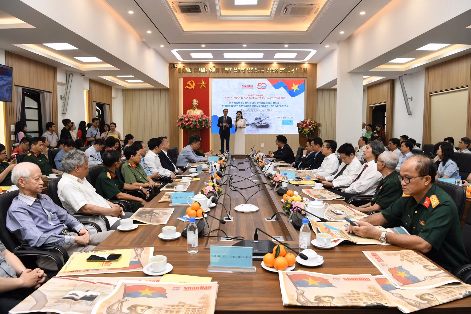 Toàn cảnh chương trình.