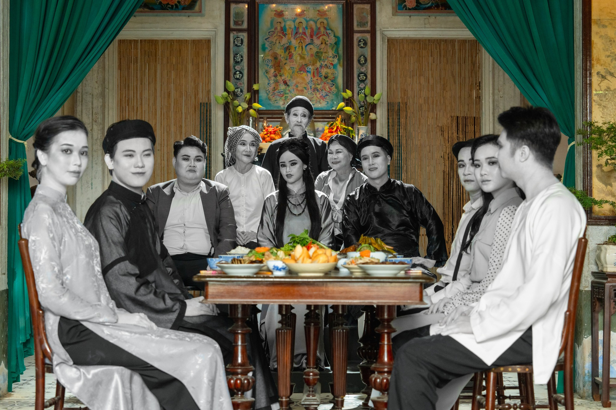 Cảnh trong phim "Nhà Gia tiên".