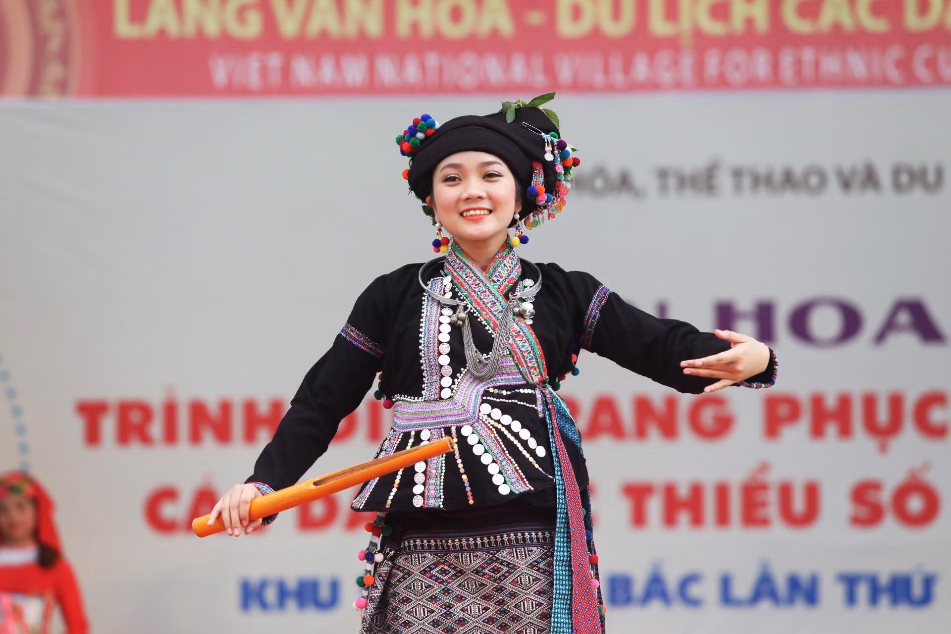 Phụ nữ dân tộc Lào. (Ảnh: KHIẾU MINH)