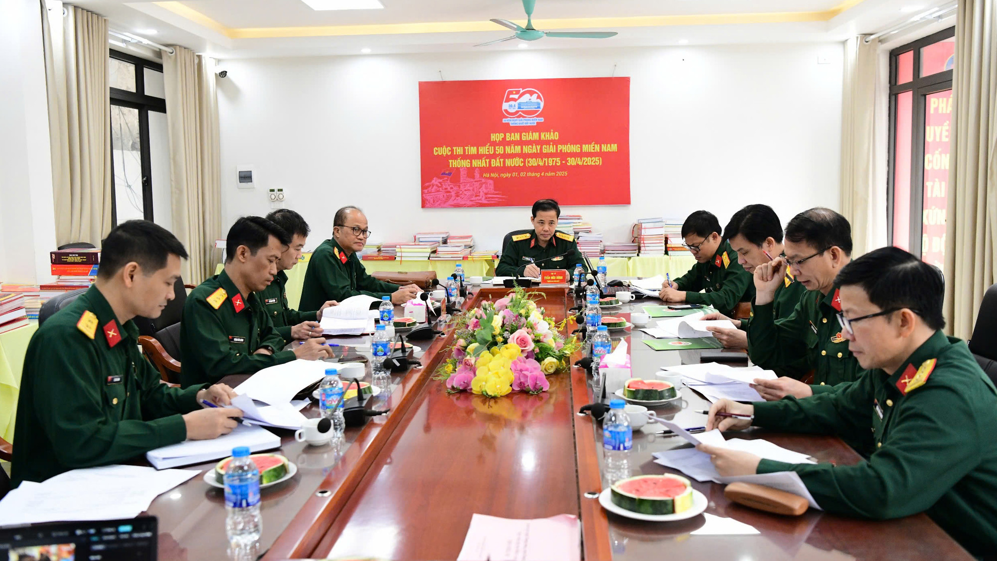 Ban giám khảo gặp nhiều khó khăn khi có nhiều bài thi rất đẹp và chất lượng như vậy.