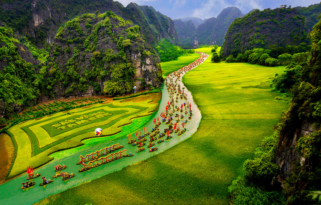 Mùa lễ hội. (Ảnh: Phạm Văn Thu)