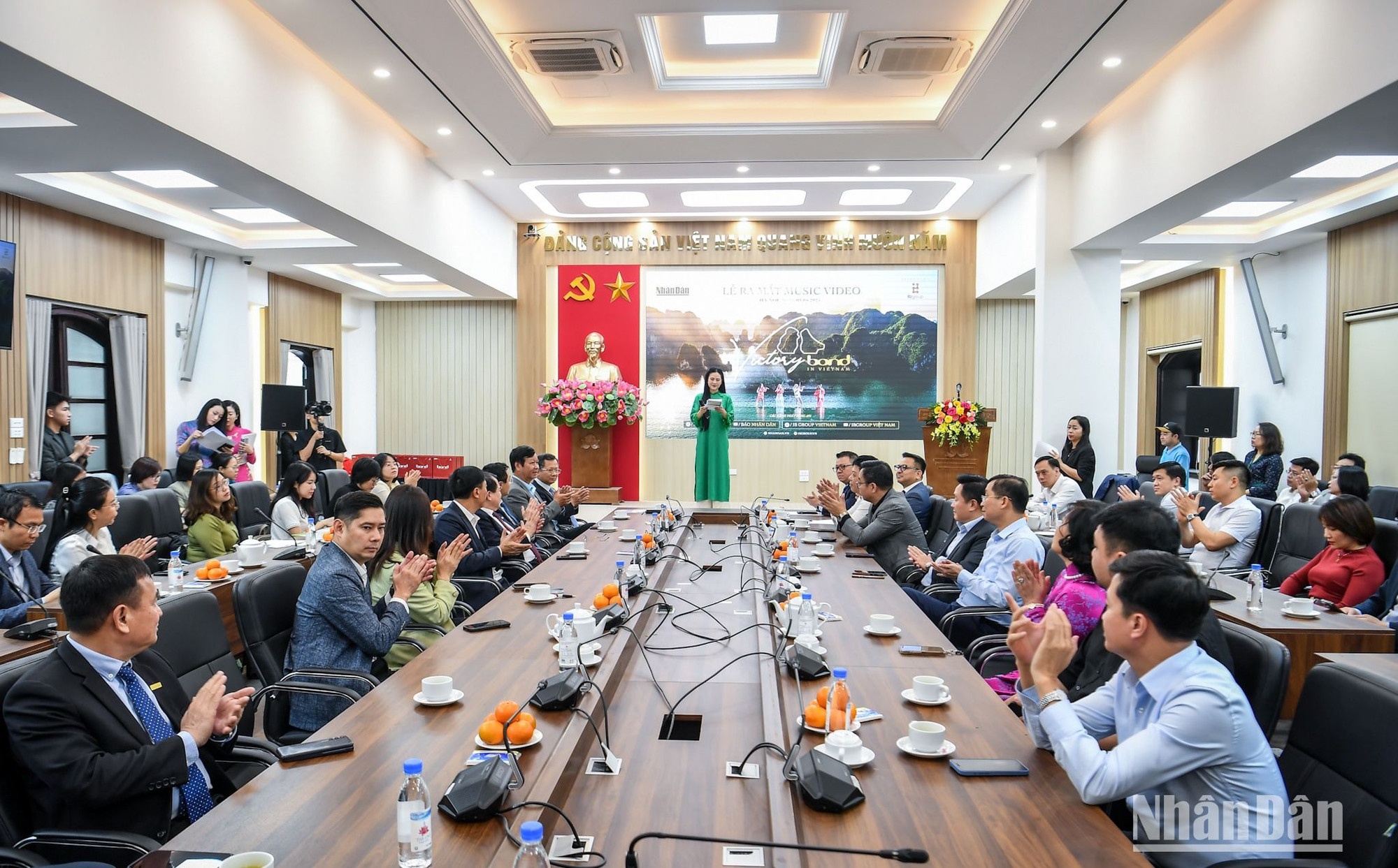 Buổi họp báo thu hút sự quan tâm của đông đảo báo giới, các hãng lữ hành, du lịch... (Ảnh: THÀNH ĐẠT)