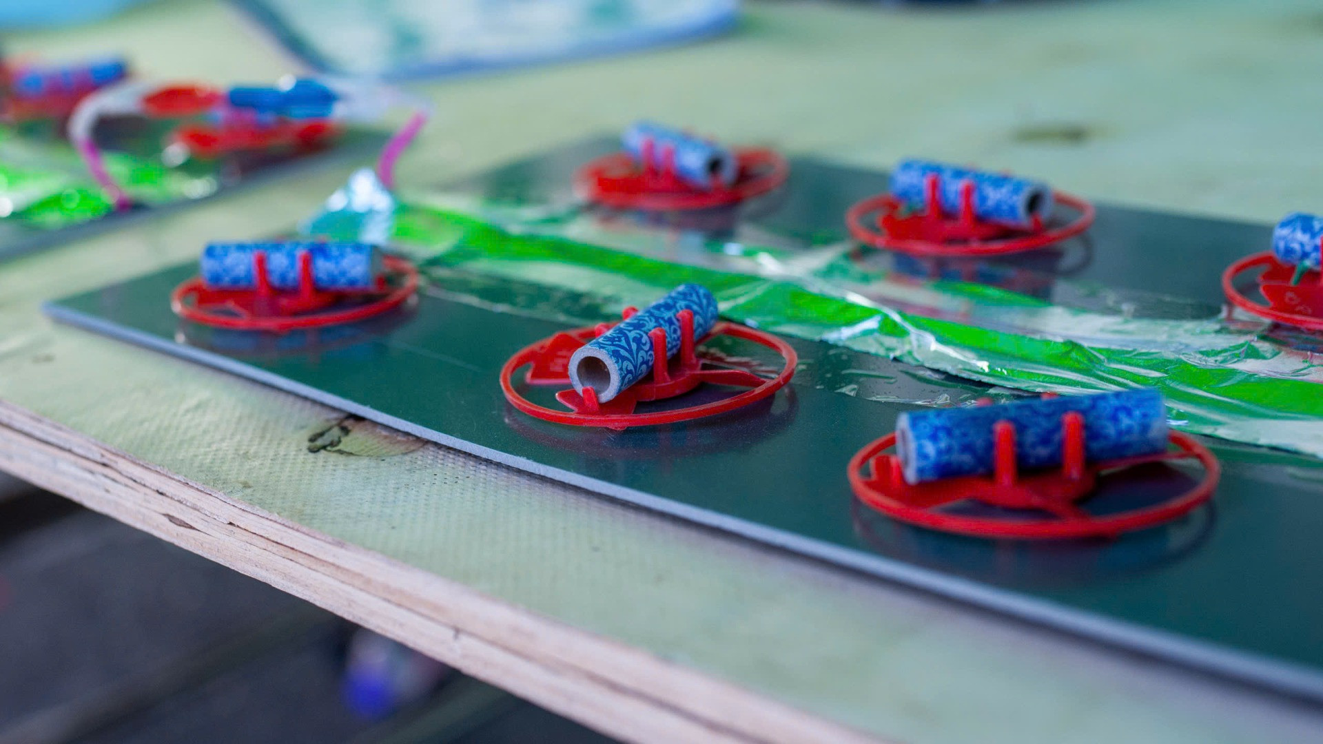 Những “màn ảo thuật ánh sáng” kết hợp giữa kỹ thuật trình diễn pháo hoa tầm cao và những hiệu ứng pháo nước độc đáo là một thế mạnh từng giúp Phần Lan chinh phục các giám khảo mùa trước.