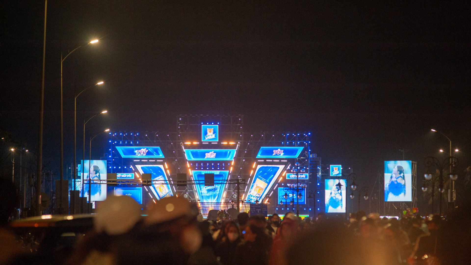 Chương trình nghệ thuật Countdown - chào đón năm mới 2025 tại Công viên Biển Đông.