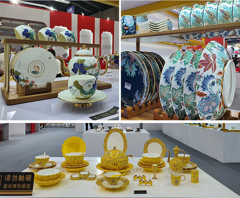 Sản phẩm gốm sứ các nước trưng bày tại hội chợ.