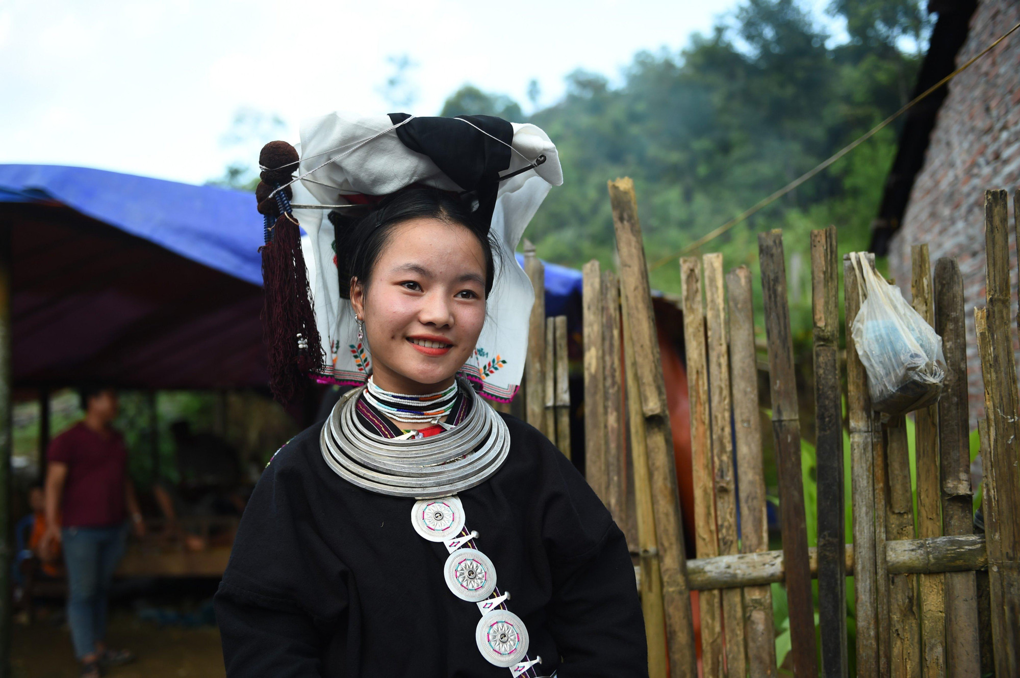 Các gia đình người Dao quan tâm truyền dạy làn điệu Páo dung cho con cháu.