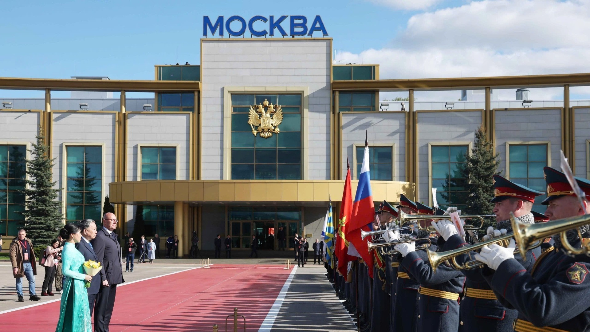 [Ảnh] Tổng Bí thư Tô Lâm bắt đầu thăm chính thức LB Nga và dự Lễ kỷ niệm 80 năm Chiến thắng phát-xít ảnh 4