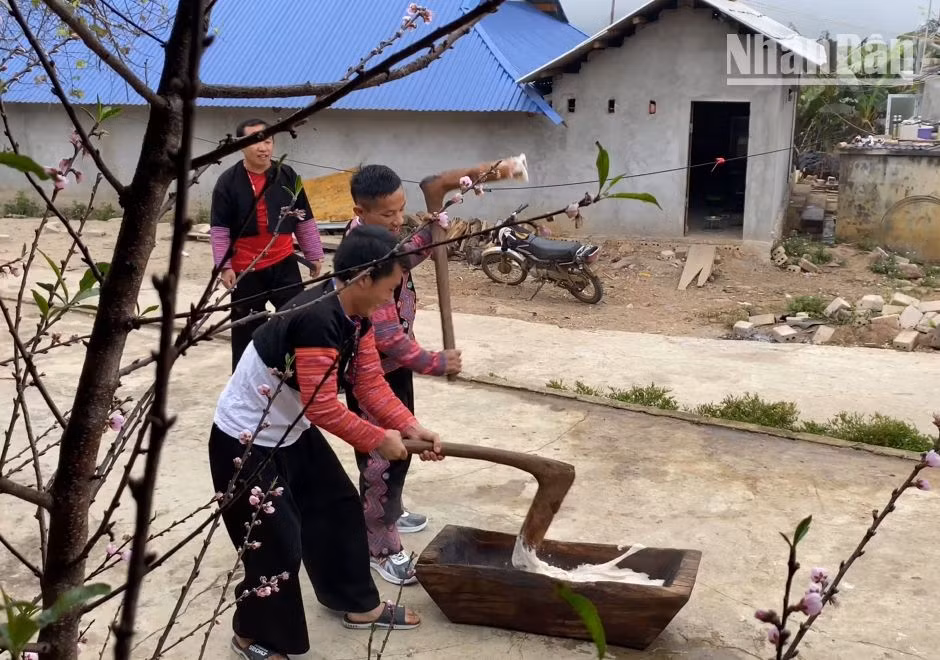 Lên vùng cao đón Tết cùng đồng bào H’Mông ảnh 7