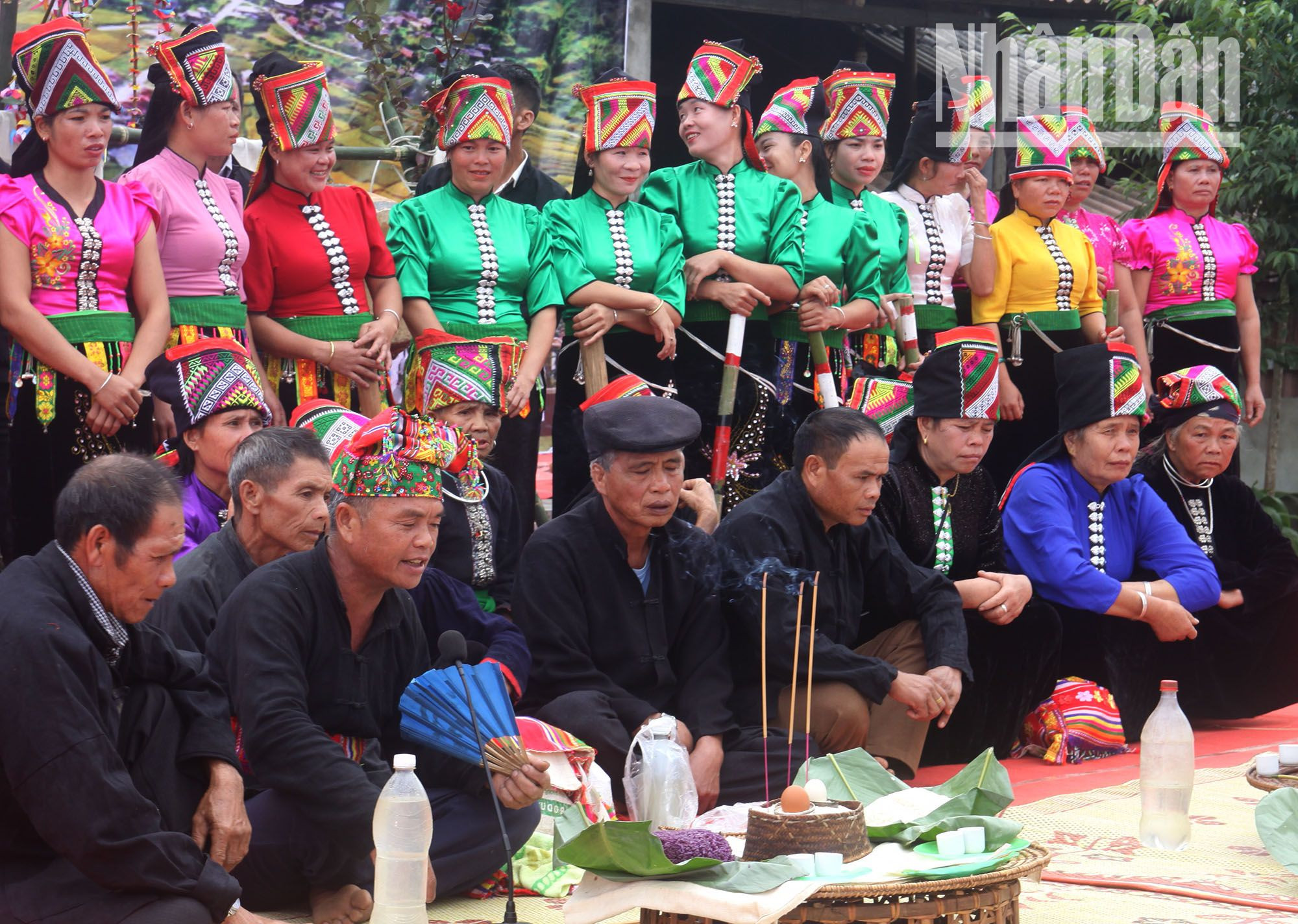 Tái hiện lễ hội Pang A của đồng bào dân tộc La Ha tại xã Ngọc Chiến, huyện Mường La. (Ảnh: Quốc Tuấn)