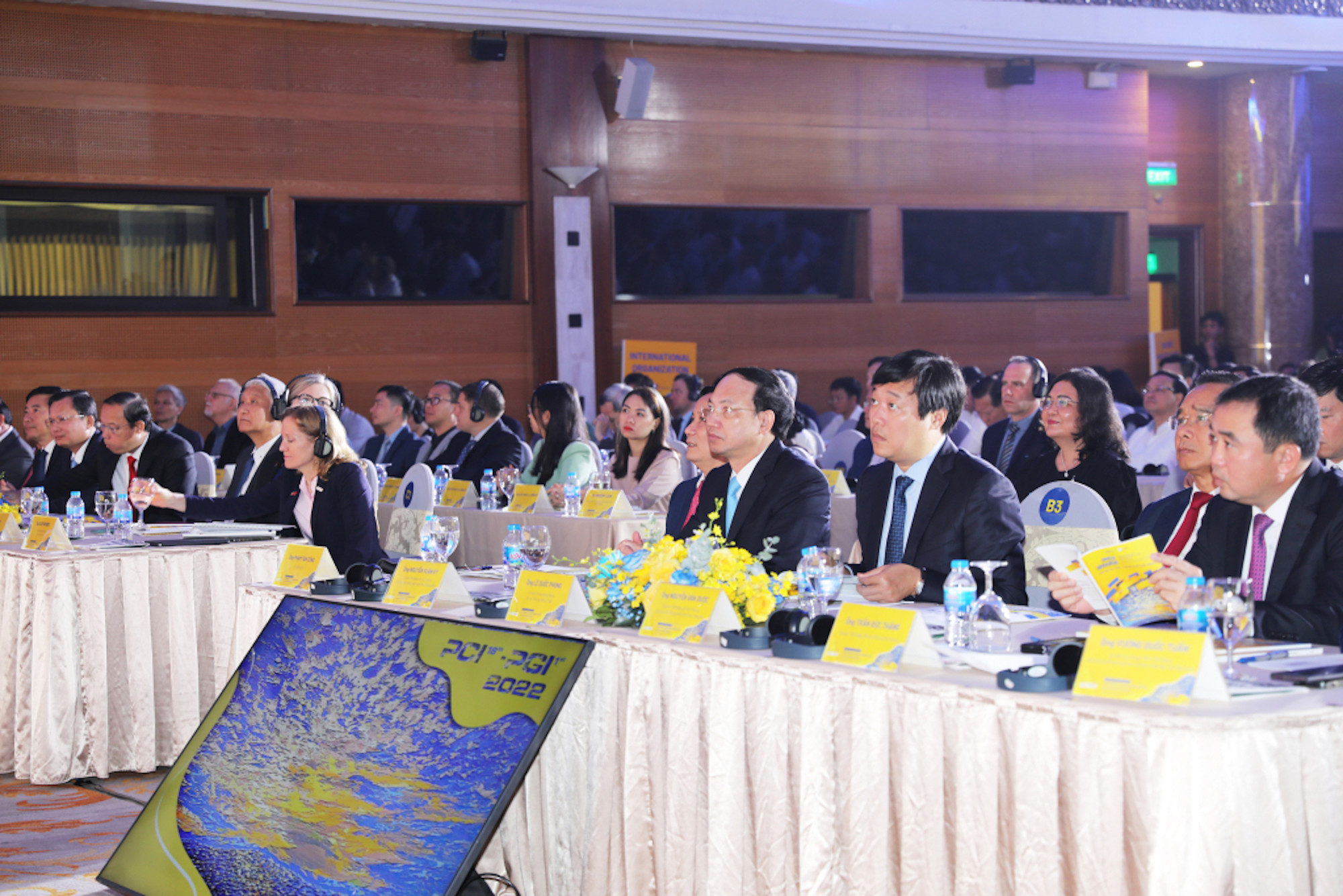 Lãnh đạo tỉnh Quảng Ninh tại lễ công bố PCI năm 2022.