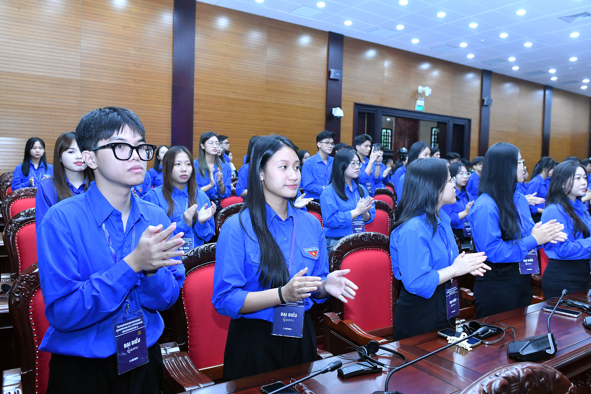 Đại diện thế hệ trẻ Việt Nam tại buổi gặp mặt.