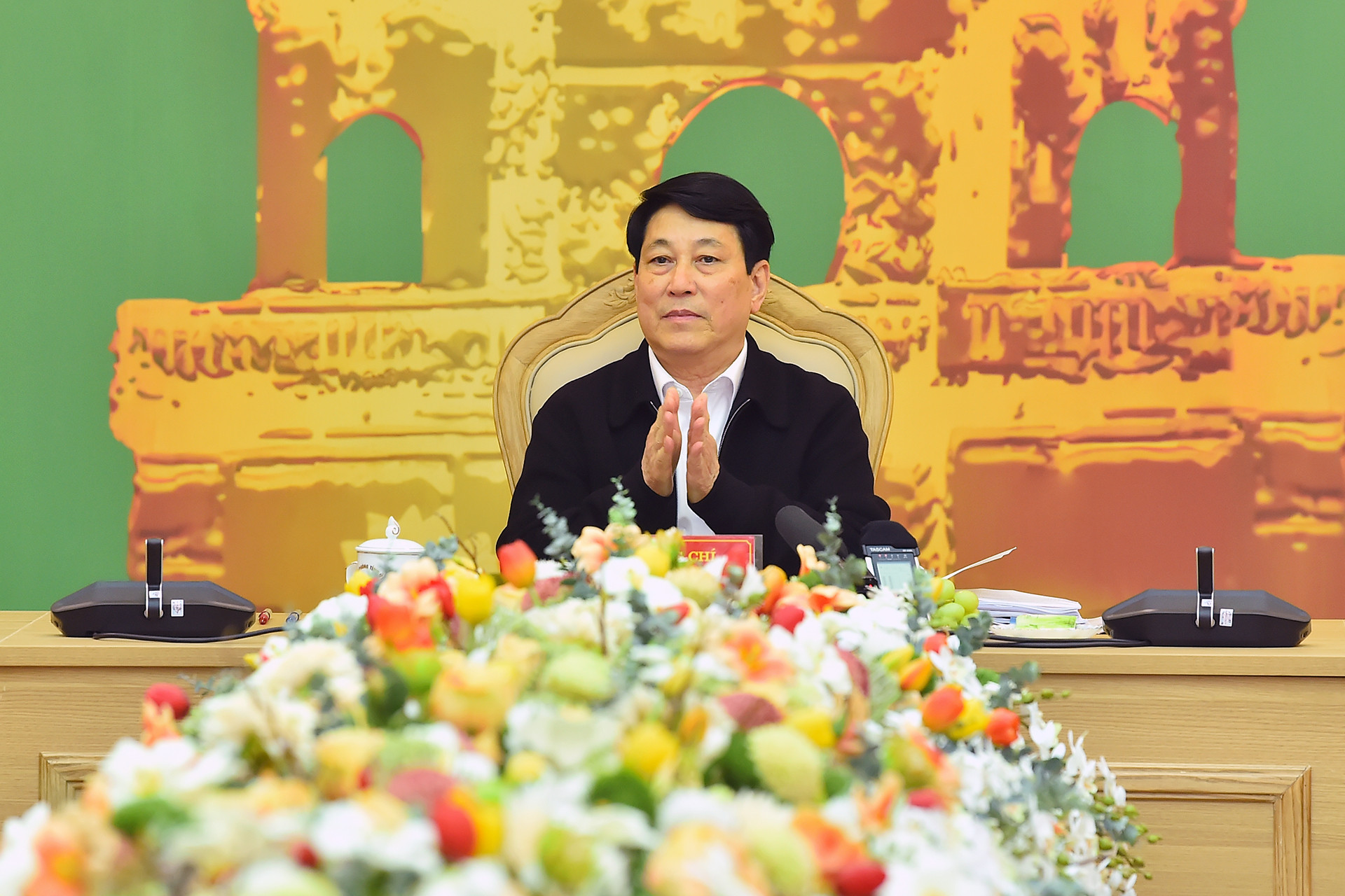 Chủ tịch nước Lương Cường chủ trì hội nghị Công bố quyết định.