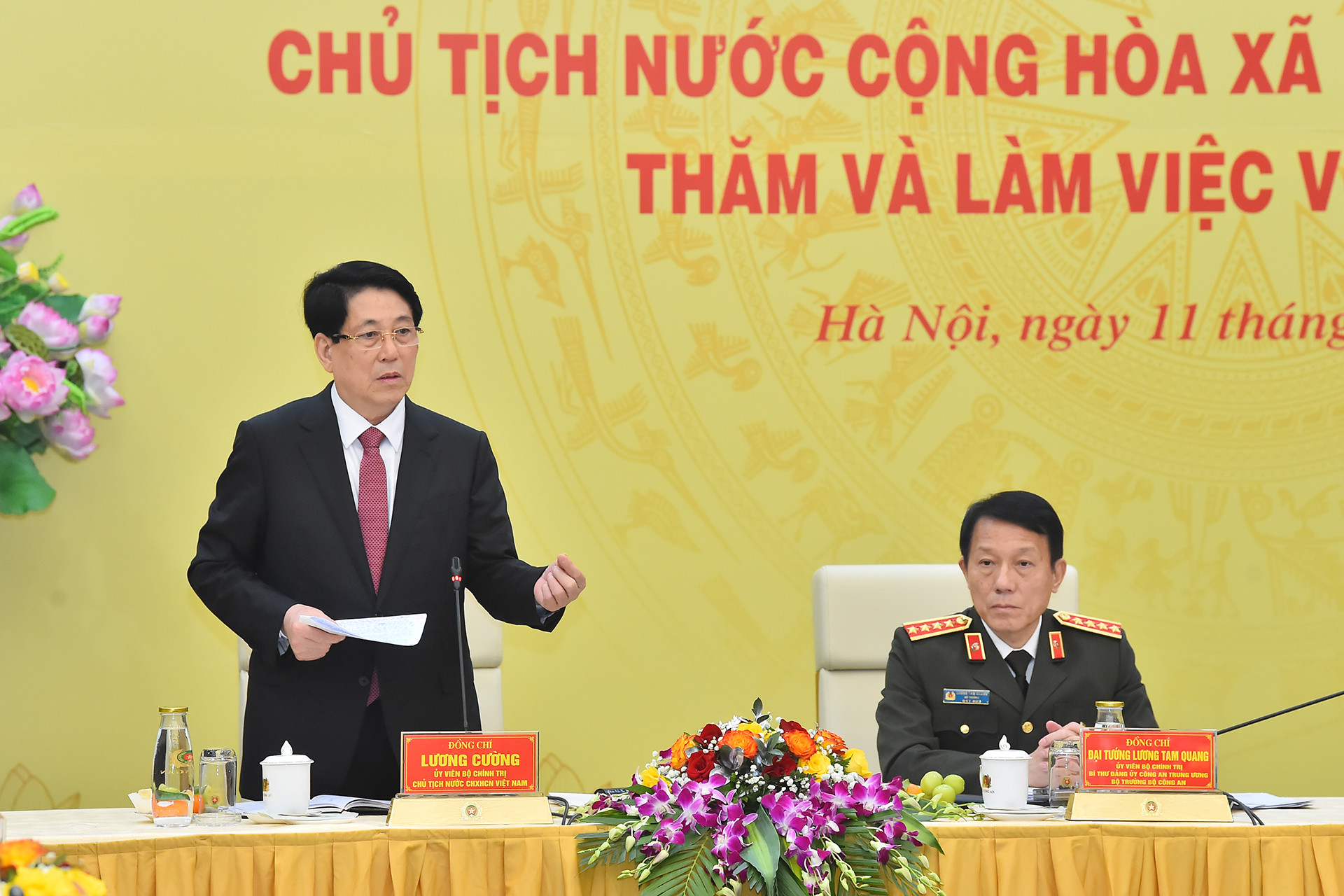 Chủ tịch nước Lương Cường phát biểu ý kiến chỉ đạo tại buổi làm việc với Bộ Công an. Chủ tịch nước Lương Cường phát biểu ý kiến chỉ đạo tại buổi làm việc với Bộ Công an.