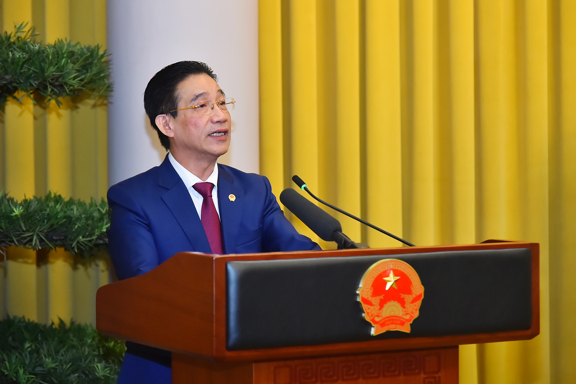 Phó Chủ nhiệm Văn phòng Chủ tịch nước Phạm Thanh Hà trình bày báo cáo hội nghị.