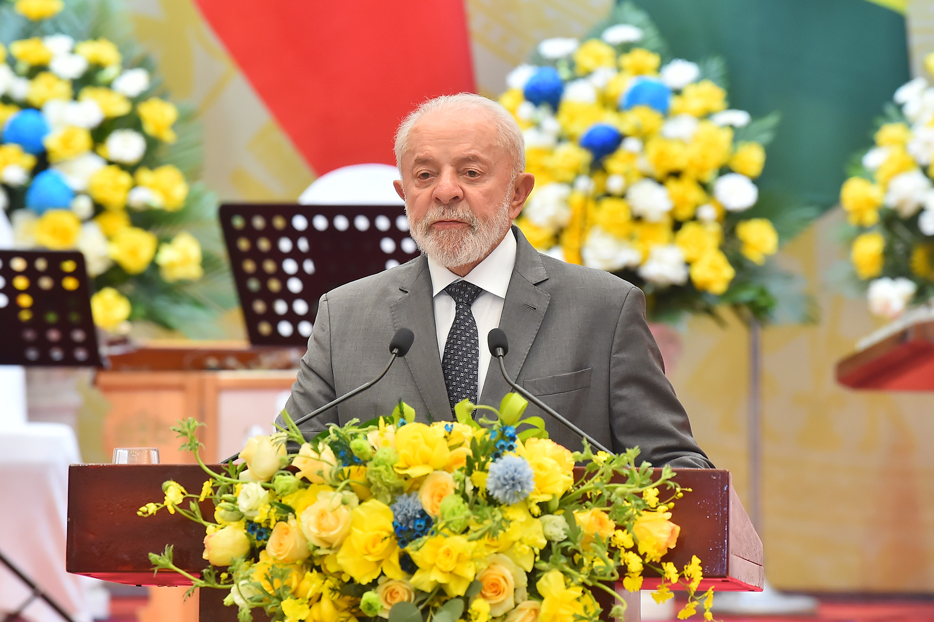 Tổng thống Brazil Luiz Inacio Lula da Silva phát biểu tại buổi chiêu đãi.