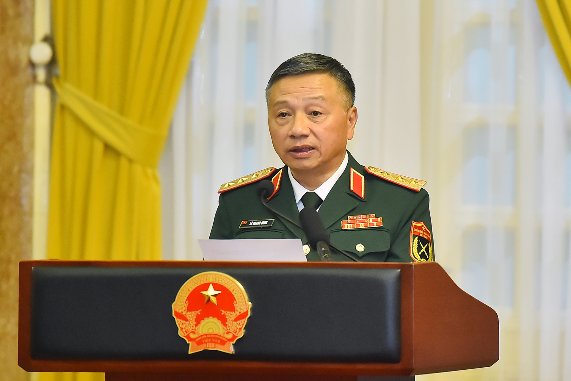 Thượng tướng Lê Quang Minh, Phó Chủ nhiệm Tổng cục Chính trị Quân đội nhân dân Việt Nam phát biểu ý kiến tại buổi lễ.