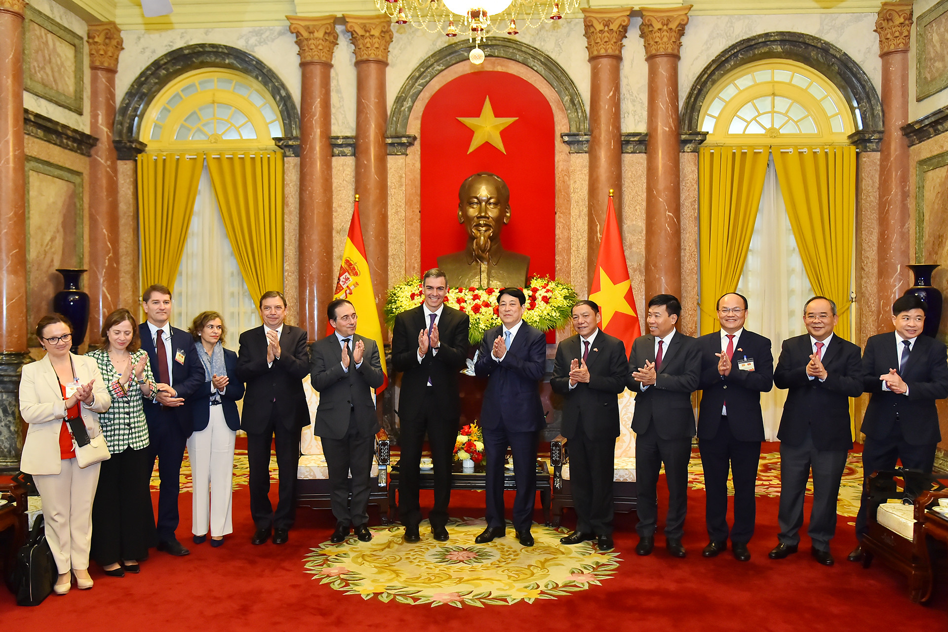 [Ảnh] Chủ tịch nước Lương Cường tiếp Thủ tướng Vương quốc Tây Ban Nha Pedro Sanchez ảnh 8