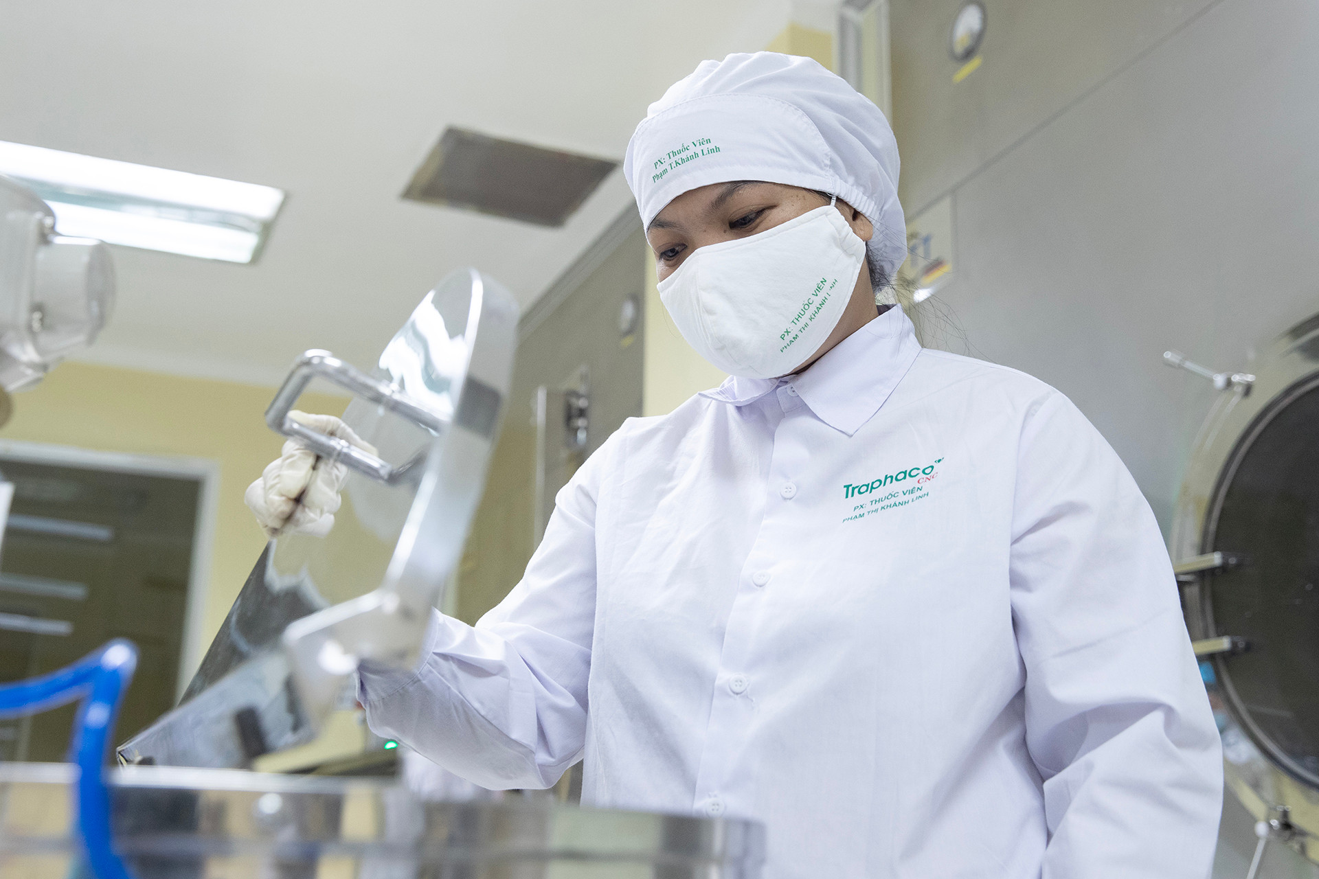 Mỗi sản phẩm đều sở hữu công thức độc đáo, duy nhất trên thị trường, từ đó đem đến hiệu quả mạnh mẽ và tiện dùng khi chỉ cần sử dụng 1 liều mỗi ngày, hỗ trợ nhiều bệnh nhân bệnh nặng, mãn tính.