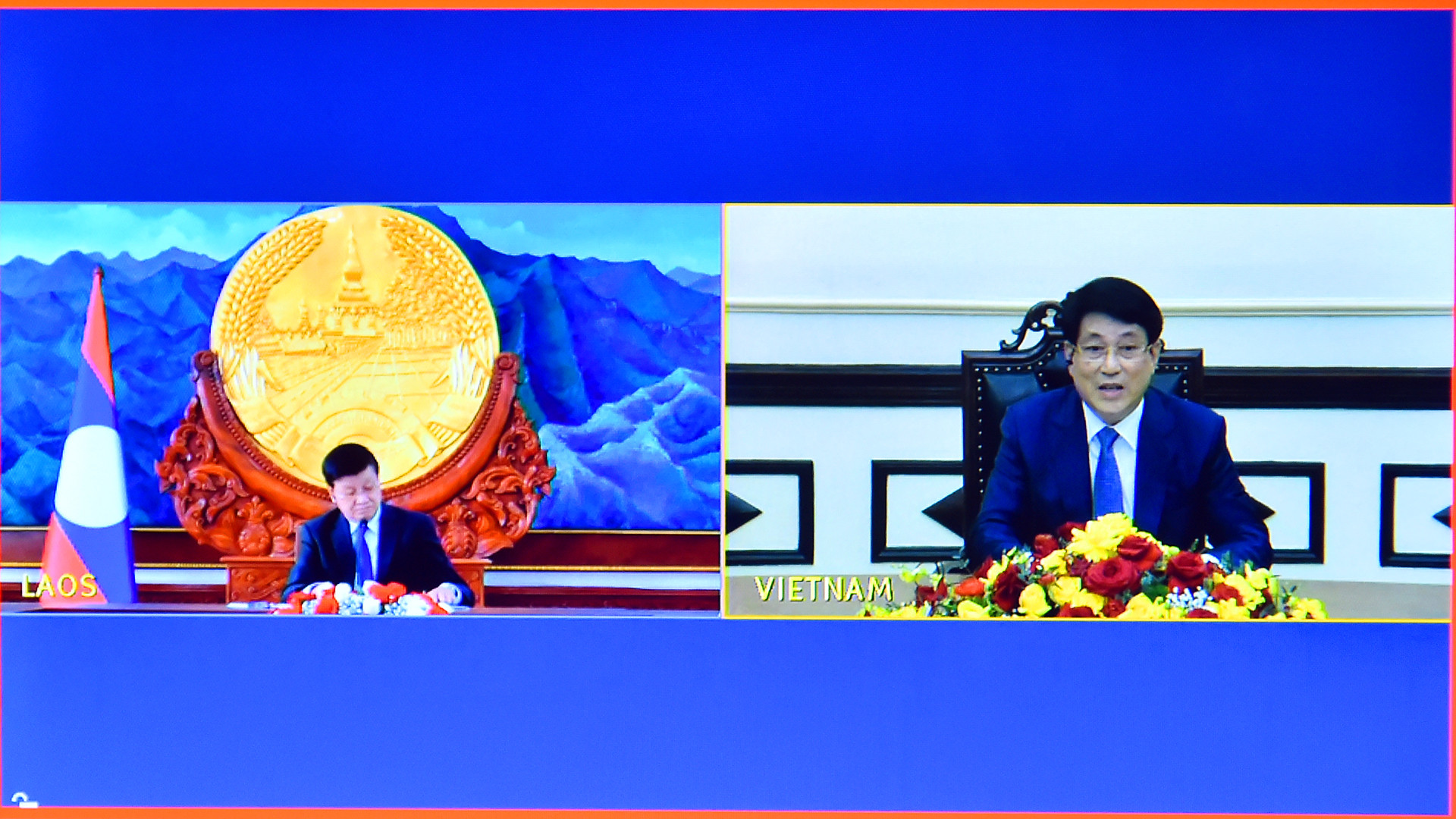 Chủ tịch nước Lương Cường hội đàm trực tuyến với Tổng Bí thư, Chủ tịch nước Lào Thongloun Sisoulith.