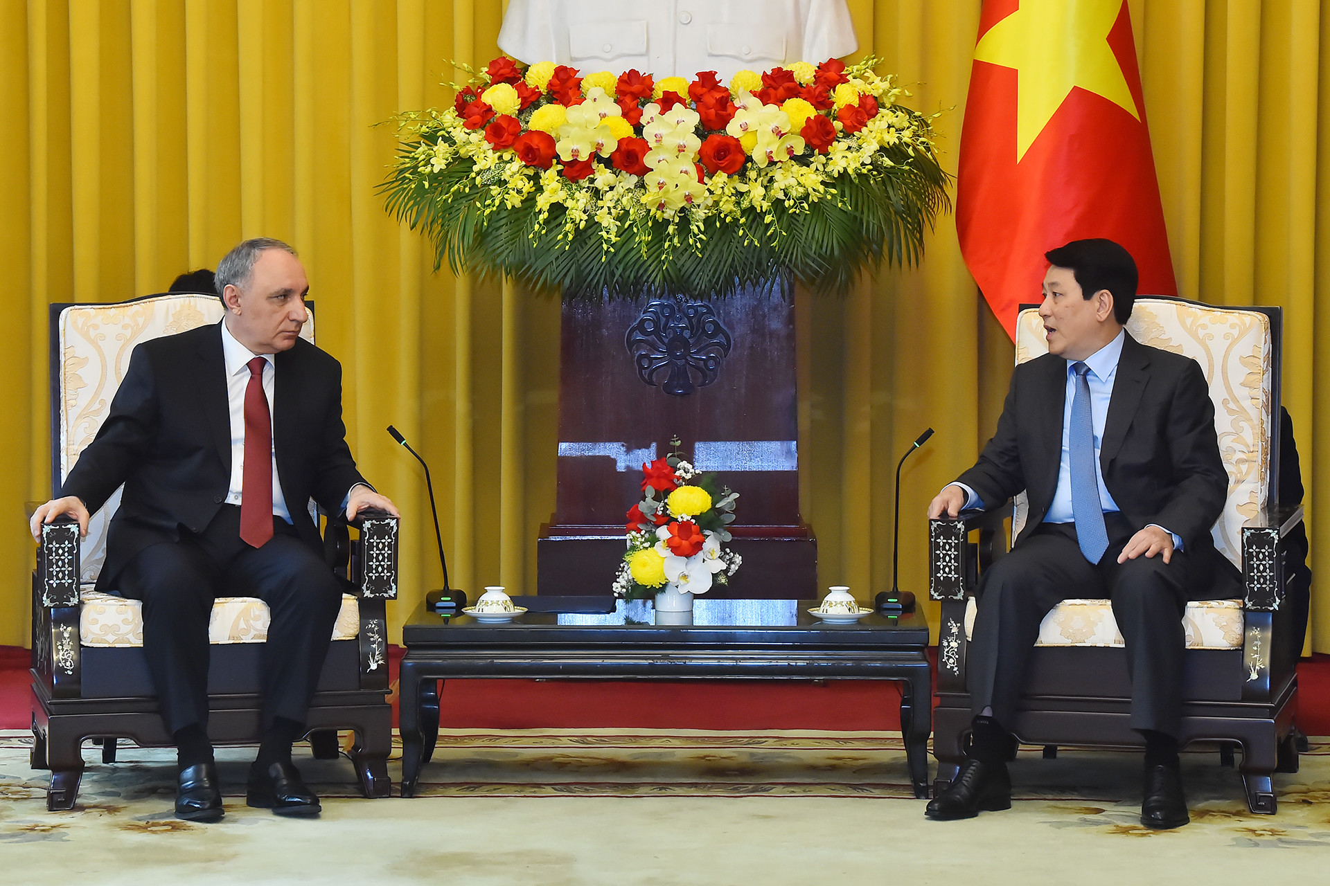 Chủ tịch nước Lương Cường tiếp Viện trưởng Viện Kiểm sát Tối cao Azerbaijan Kamran Bayram Aliyev.