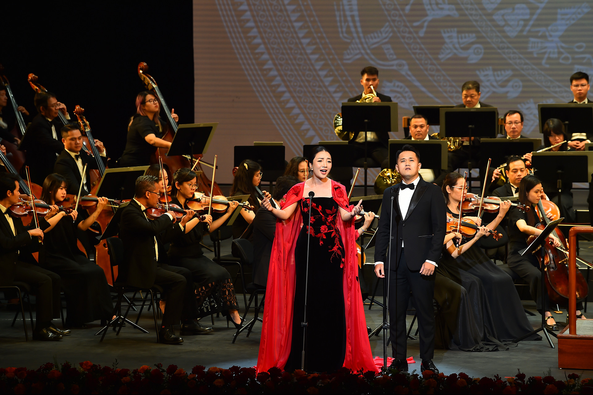 Chương trình nghệ thuật chào mừng kỷ niệm 79 năm Quốc khánh nước Cộng hòa xã hội chủ nghĩa Việt Nam.