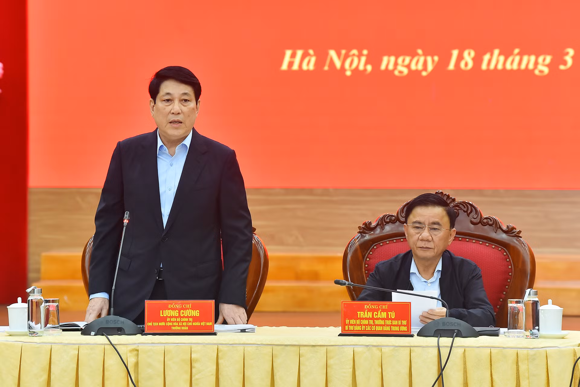 Chủ tịch nước Lương Cường phát biểu mở đầu hội nghị.