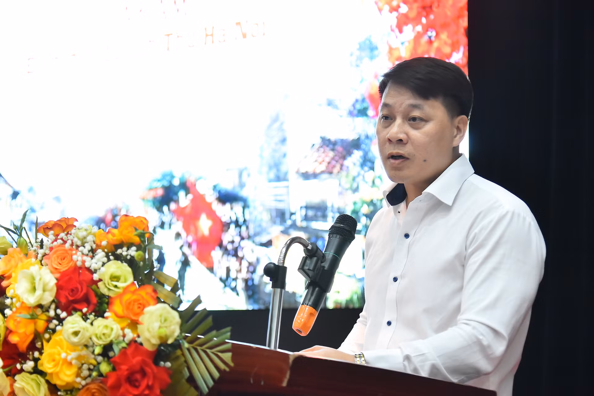 Phó Giám đốc Trung tâm Xúc tiến Đầu tư, Thương mại, Du lịch thành phố Hà Nội Nguyễn Trần Quang phát biểu khai mạc buổi toạ đàm.