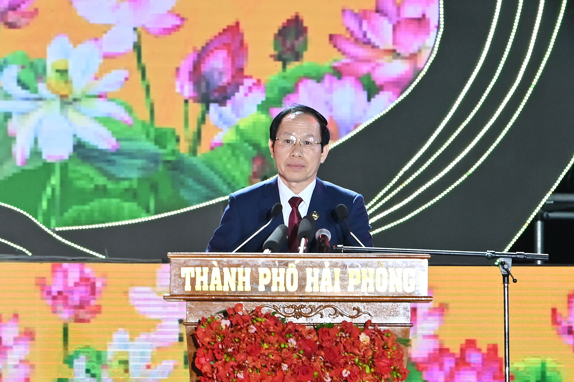 [Ảnh] Chủ tịch nước Lương Cường trao Danh hiệu “Thành phố Anh hùng” tặng thành phố Hải Phòng ảnh 6