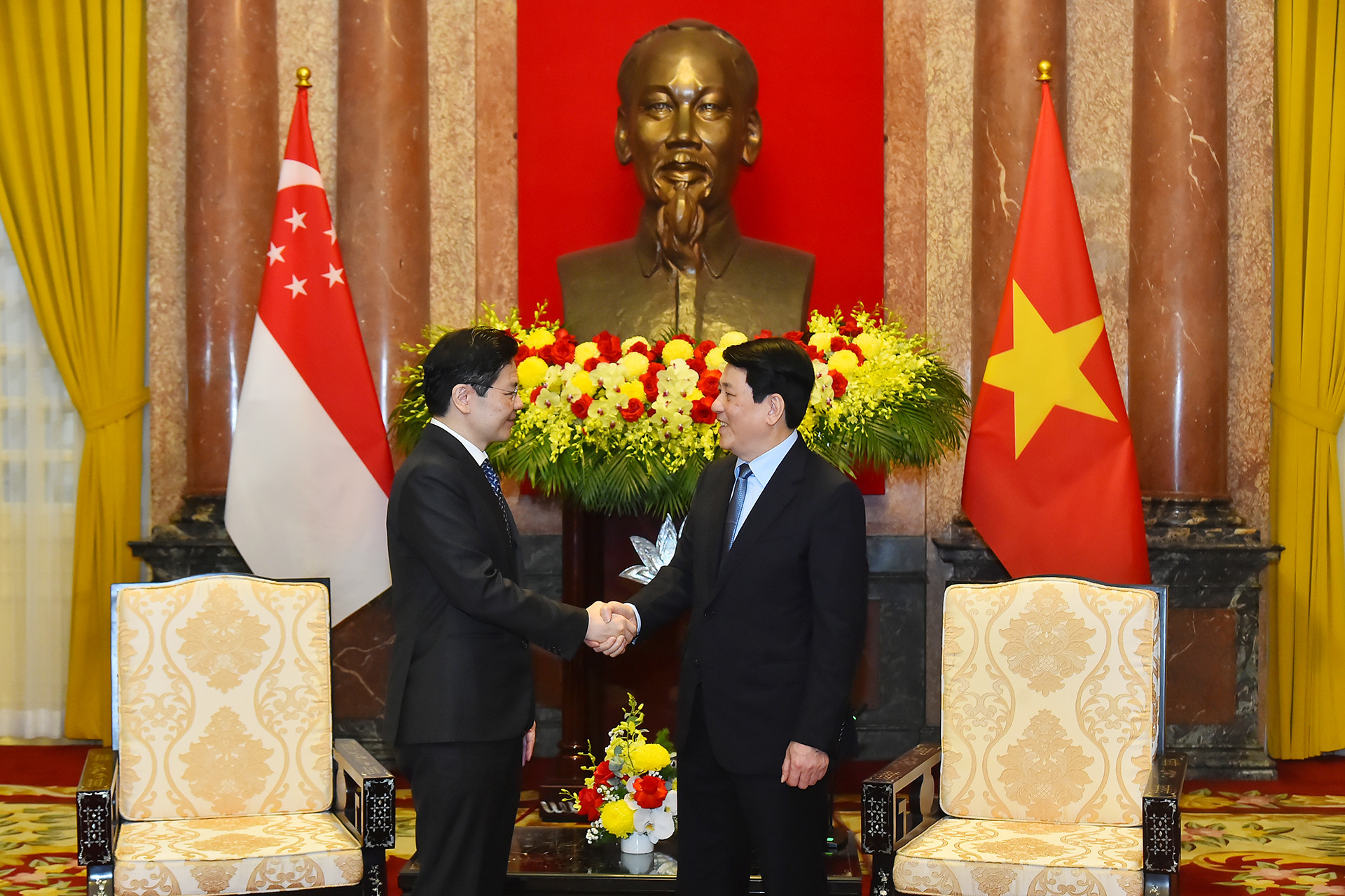 Chuyến thăm Việt Nam của Thủ tướng Singapore Lawrence Wong diễn ra vào thời điểm quan hệ hai nước đang phát triển hết sức tốt đẹp trên nhiều lĩnh vực, với nền tảng vững chắc là sự tin cậy chính trị và mối liên kết chặt chẽ trong hợp tác kinh tế, thương mại, đầu tư.