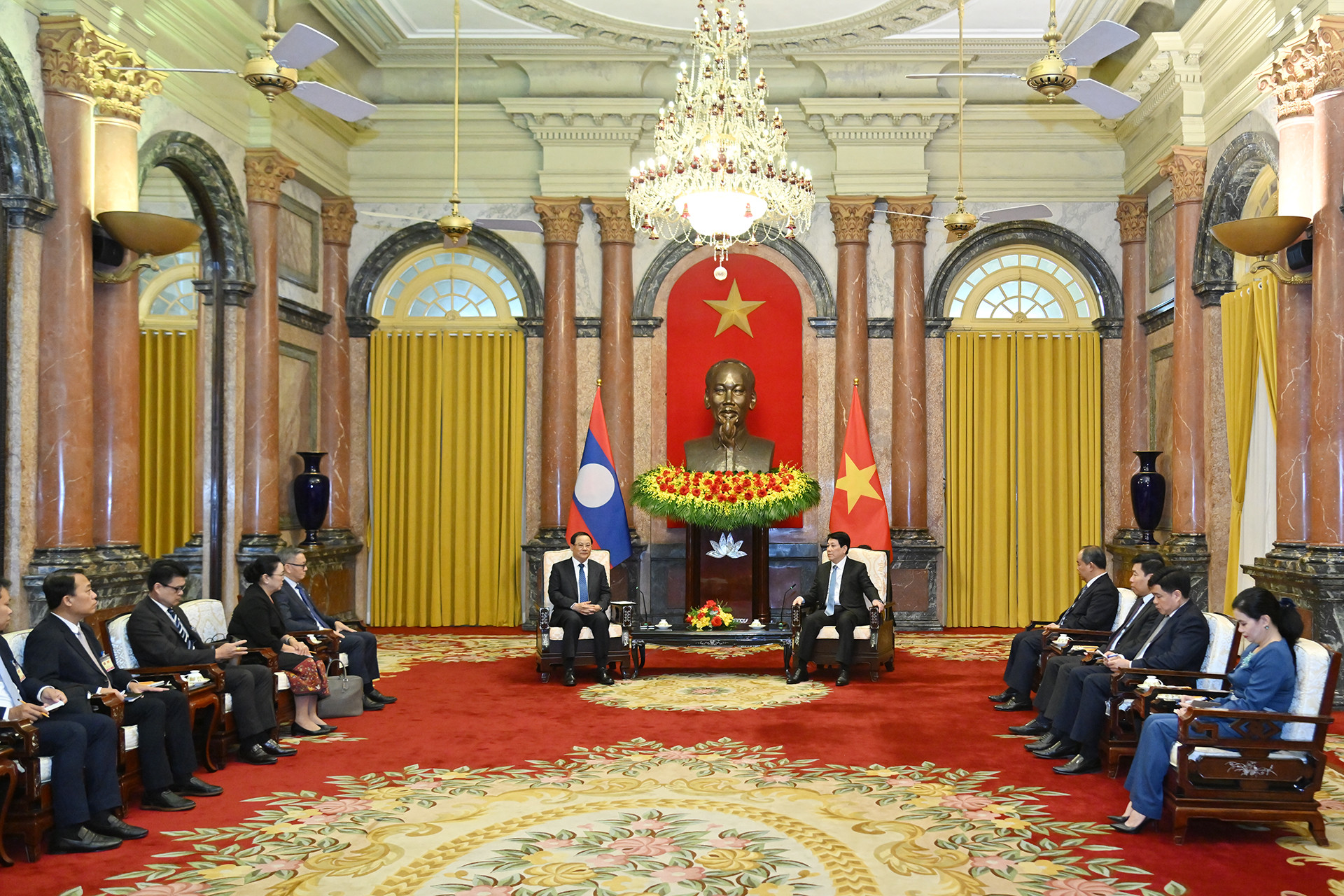 [Ảnh] Chủ tịch nước Lương Cường tiếp Thủ tướng Lào Sonexay Siphandone ảnh 7