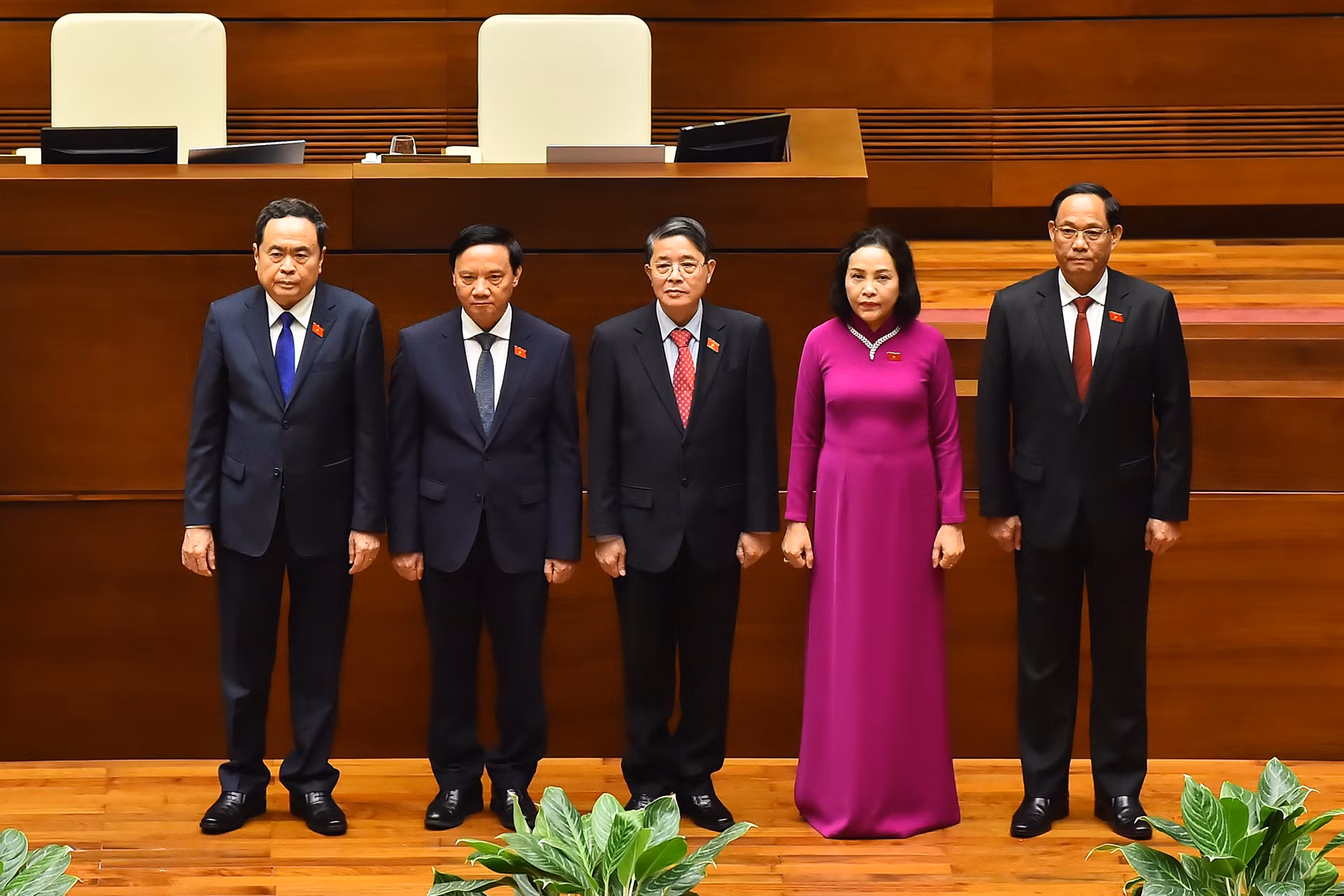 Chủ tịch Quốc hội Trần Thanh Mẫn và các Phó Chủ tịch Quốc hội chứng kiến Lễ tuyên thệ nhậm chức của Chủ tịch nước Lương Cường.