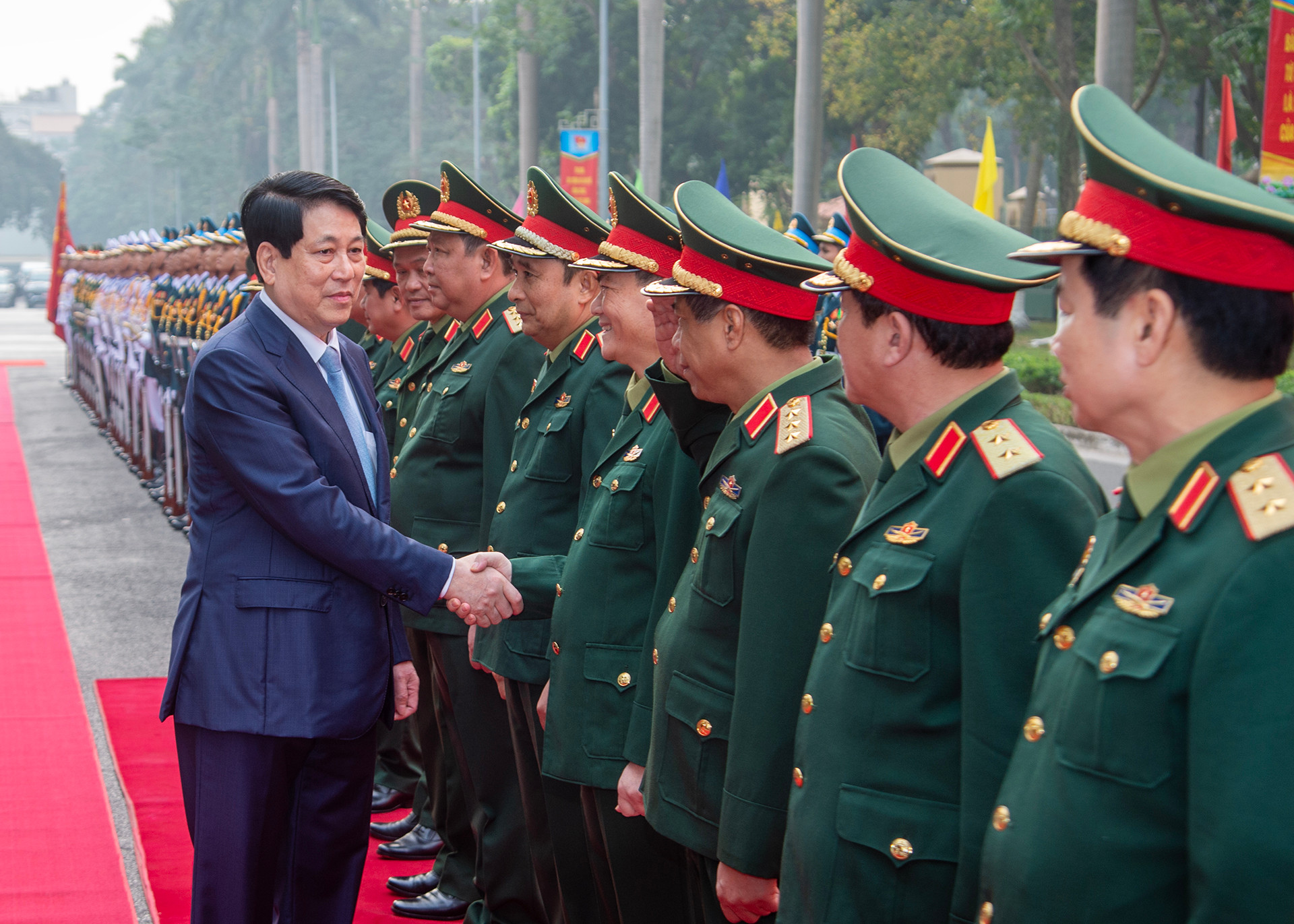 Chủ tịch nước Lương Cường với các đồng chí lãnh đạo Quân ủy Trung ương, Bộ Quốc phòng.