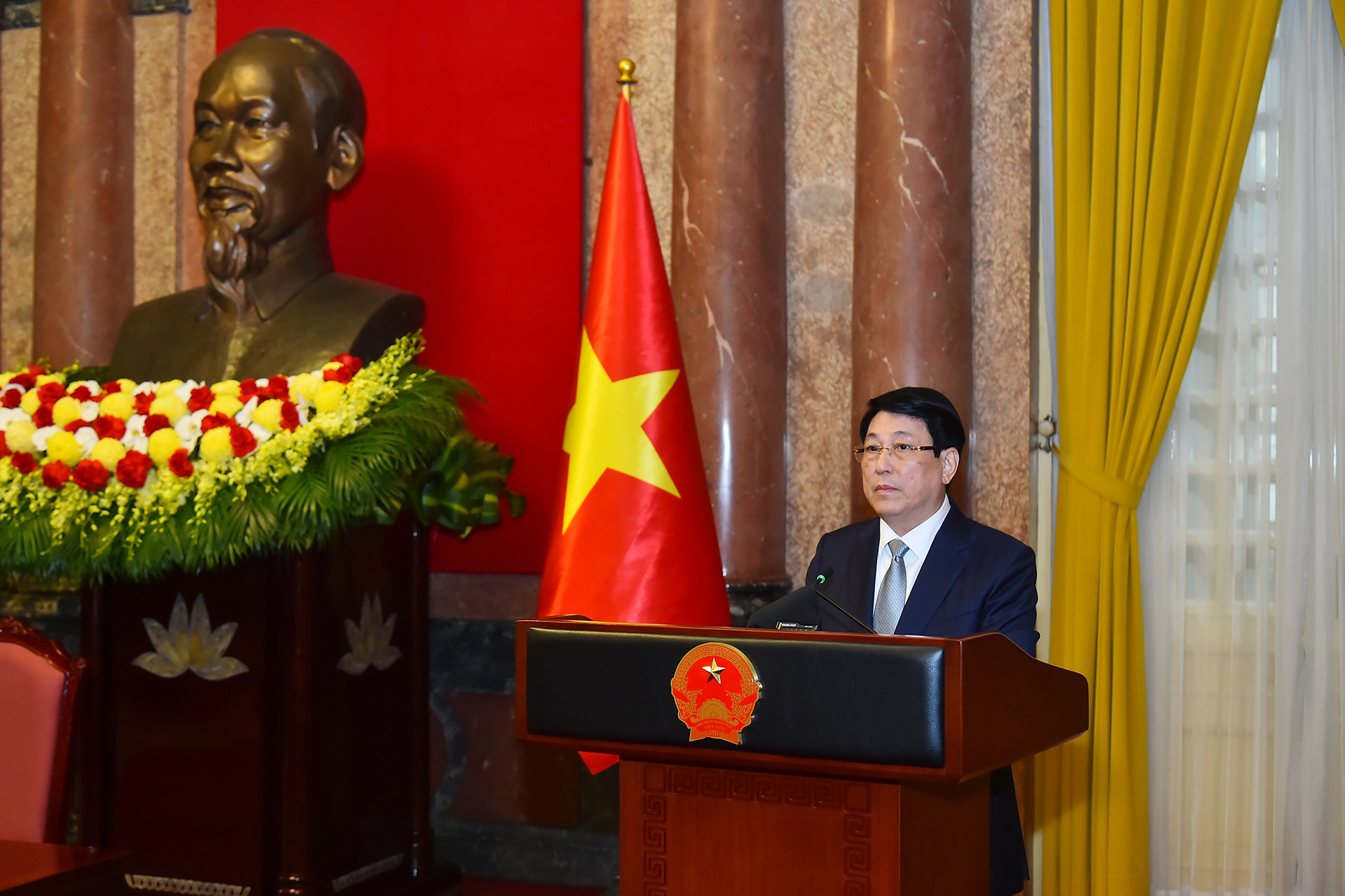 Chủ tịch nước Lương Cường phát biểu tại buổi gặp mặt.