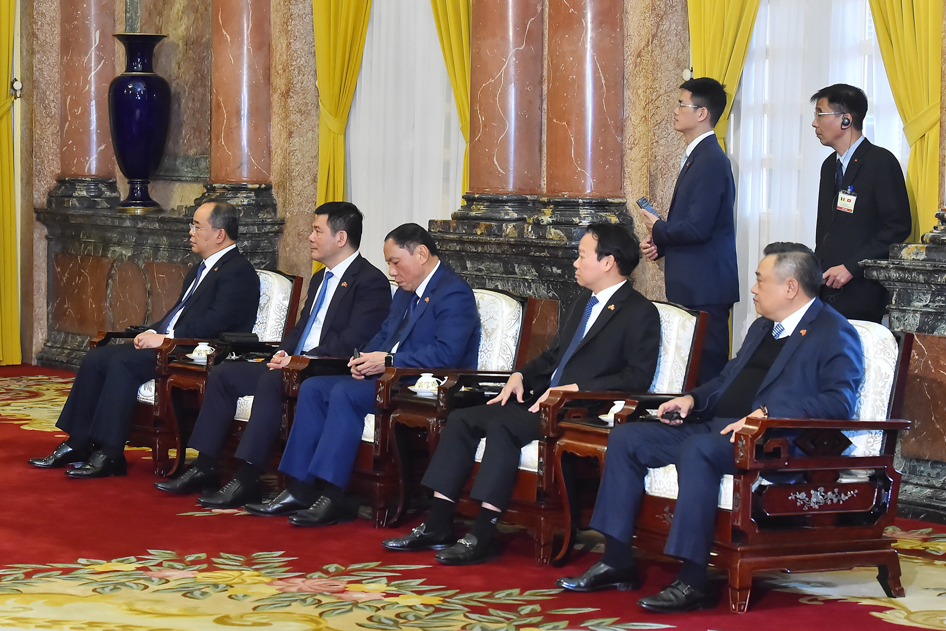 Các đại biểu Việt Nam tham dự hội kiến.