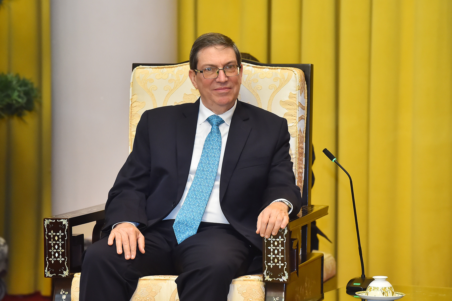 Bộ trưởng Ngoại giao Cuba Bruno Rodríguez Parrilla phát biểu tại buổi tiếp.