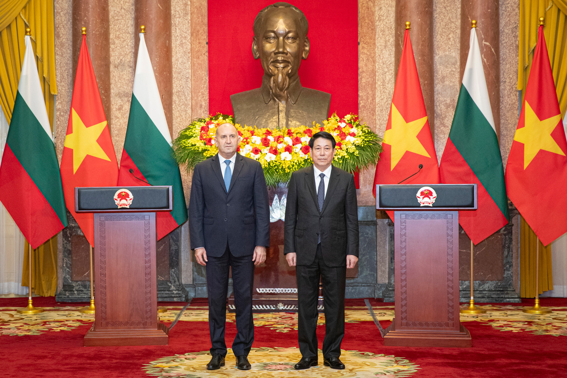 [Ảnh] Việt Nam và Bulgaria ký kết nhiều văn kiện hợp tác quan trọng ảnh 1