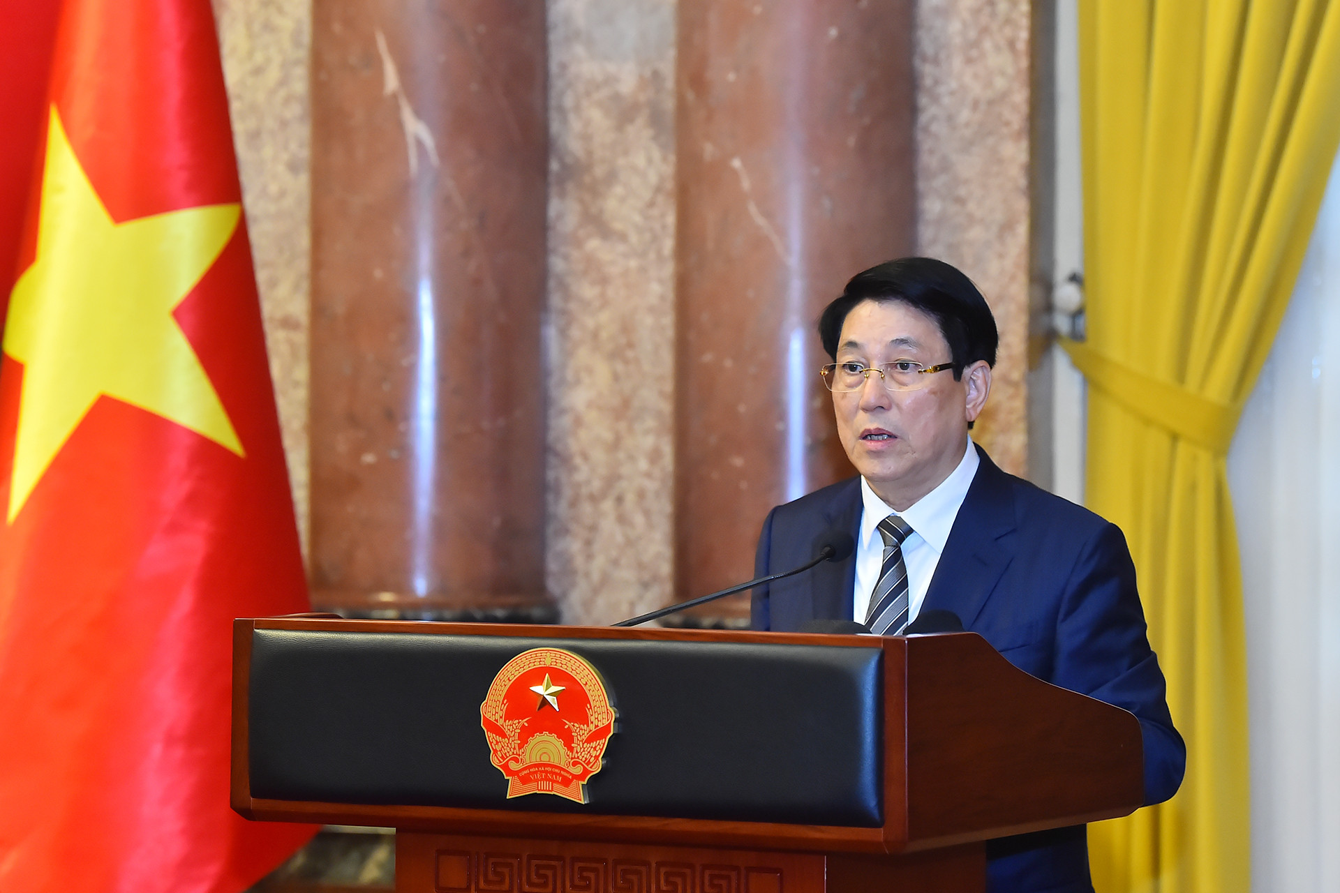 Chủ tịch nước Lương Cường phát biểu ý kiến tại buổi gặp mặt.