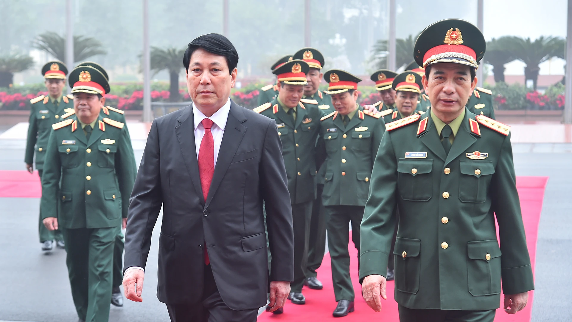 Chủ tịch nước Lương Cường tới dự buổi làm việc với Bộ Quốc phòng.