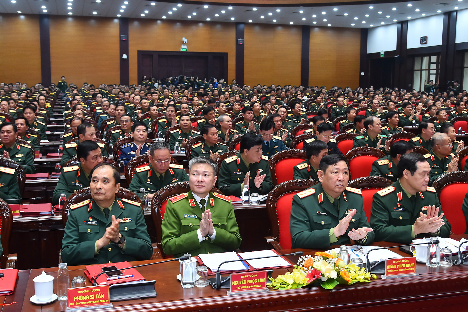 Các đại biểu tham dự Hội nghị.